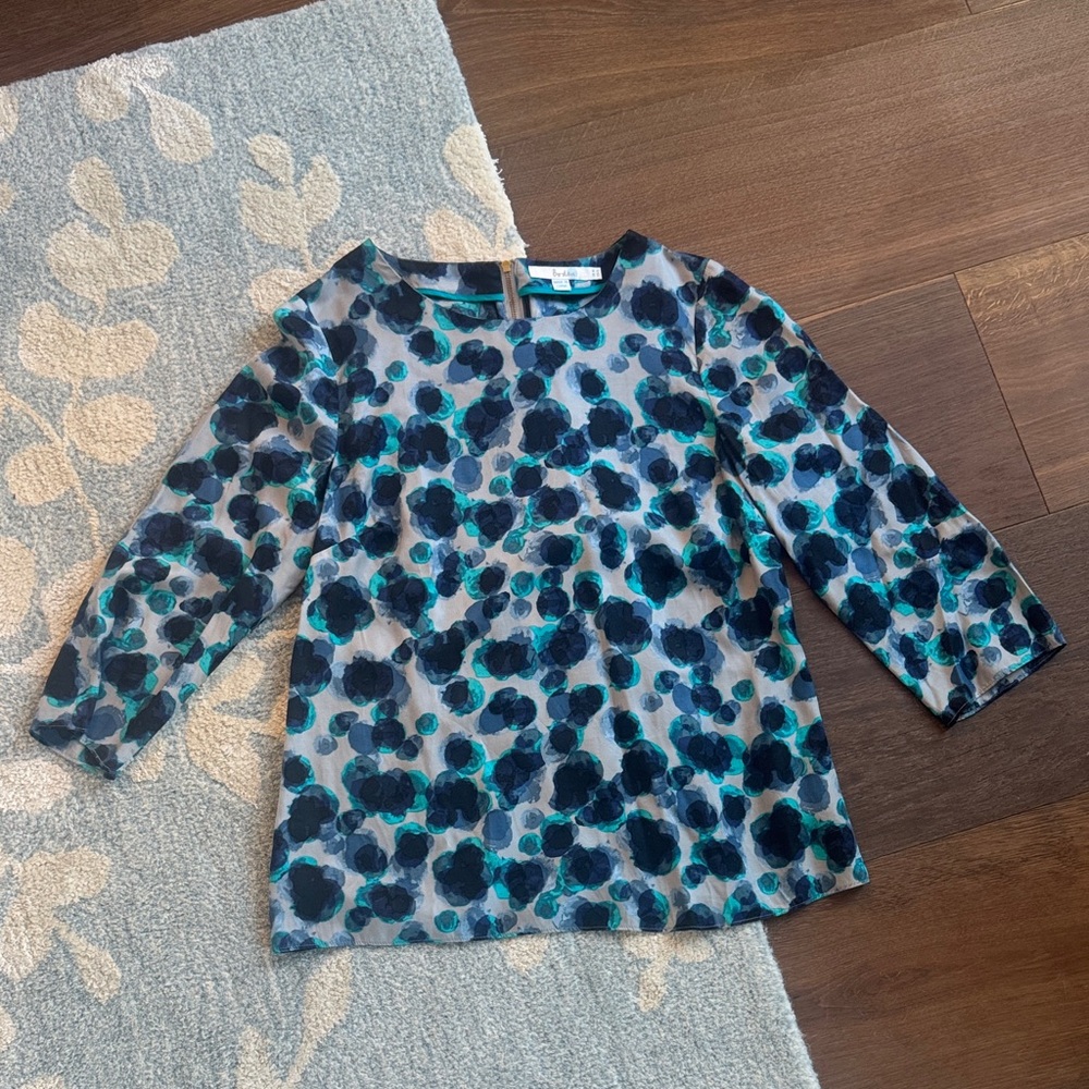 Boden Women's Blue and Black Patterned Blouse